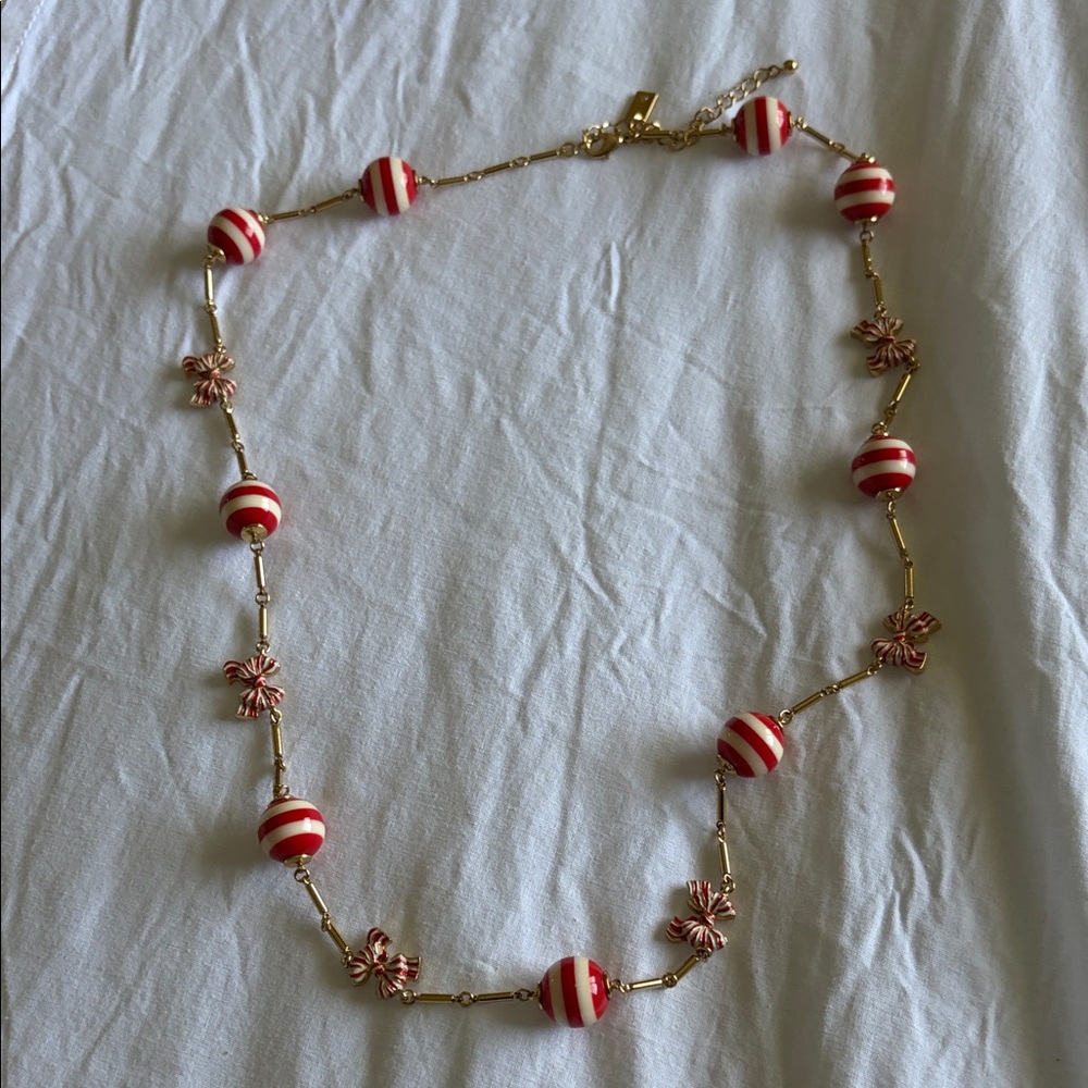 Out of the loop, Kate spade necklace.